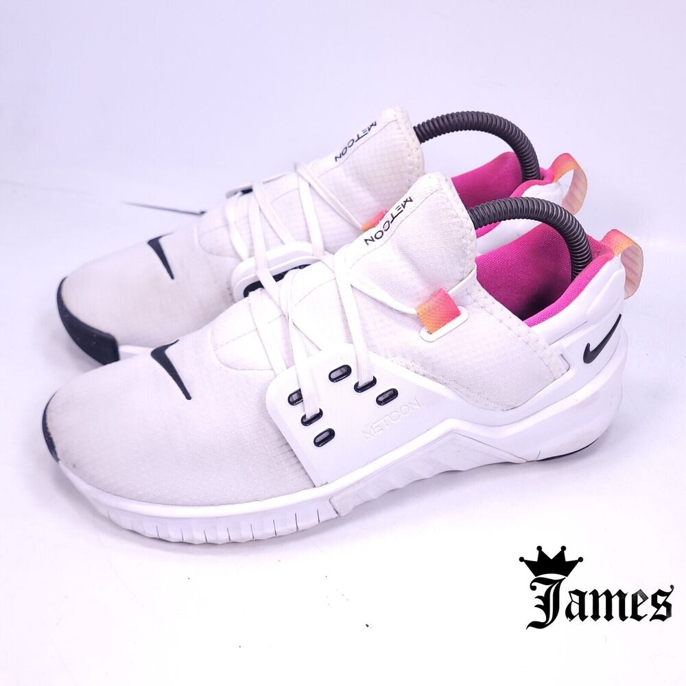 Nike Women’s White and Pink Athletic Sneakers